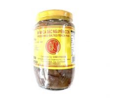 PRESERVED SALTED TENCH FISH Mắm Sặc Nguyên Con